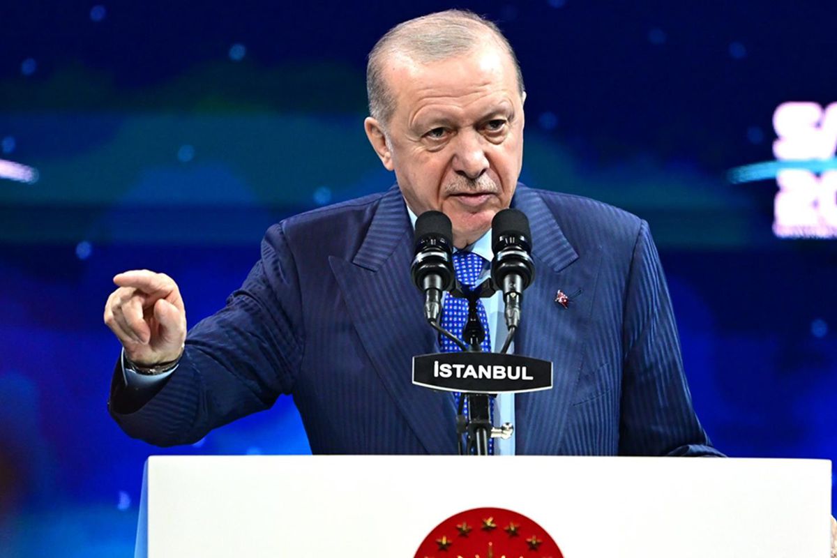 Cumhurbaşkanı Erdoğan'dan yeni anayasa çıkışı
