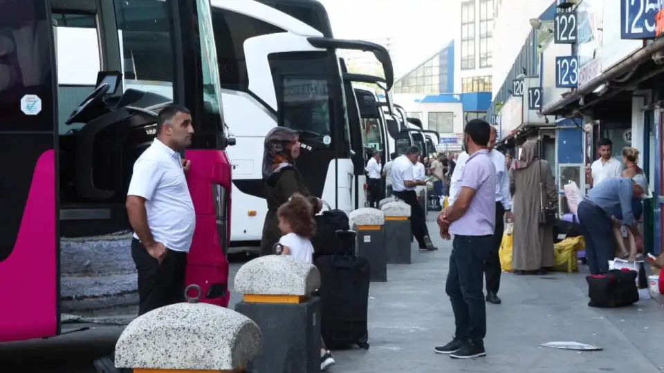 Bayram otogarlarda hareketliği  artırdı