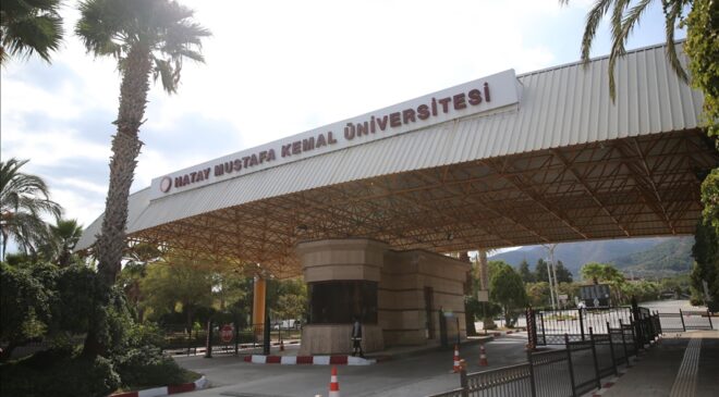 Depremlerden etkilenen Hatay’da Mustafa Kemal Üniversitesi yüzde 100 doluluğa ulaştı