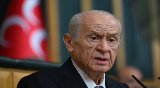 MHP Genel Başkanı Devlet Bahçeli’nin hayatı kitap oluyor