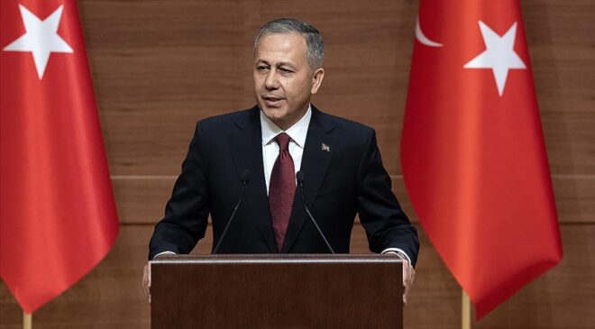 Bakan Yerlikaya’dan Diyarbakır’daki izinsiz mitinge ilişkin açıklama