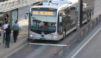 İstanbul’da ulaşıma yüzde 35 zam! Tam bilet ücreti 20 liradan 27 liraya yükseldi