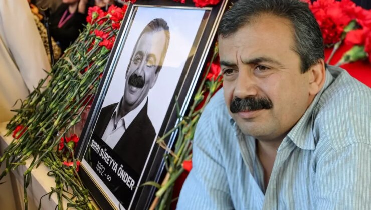 Sırrı Süreyya Önder’in “Kürt müsünüz?” sorusuna yanıtı yeniden gündem oldu